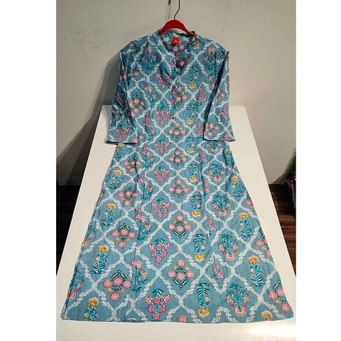 Authenzaa Women Kurti ATKT010 Light Grey