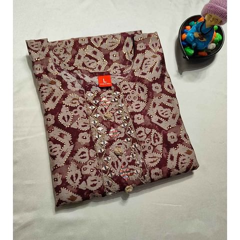 Authenzaa Women Kurti ATKT014 Dust carrot 