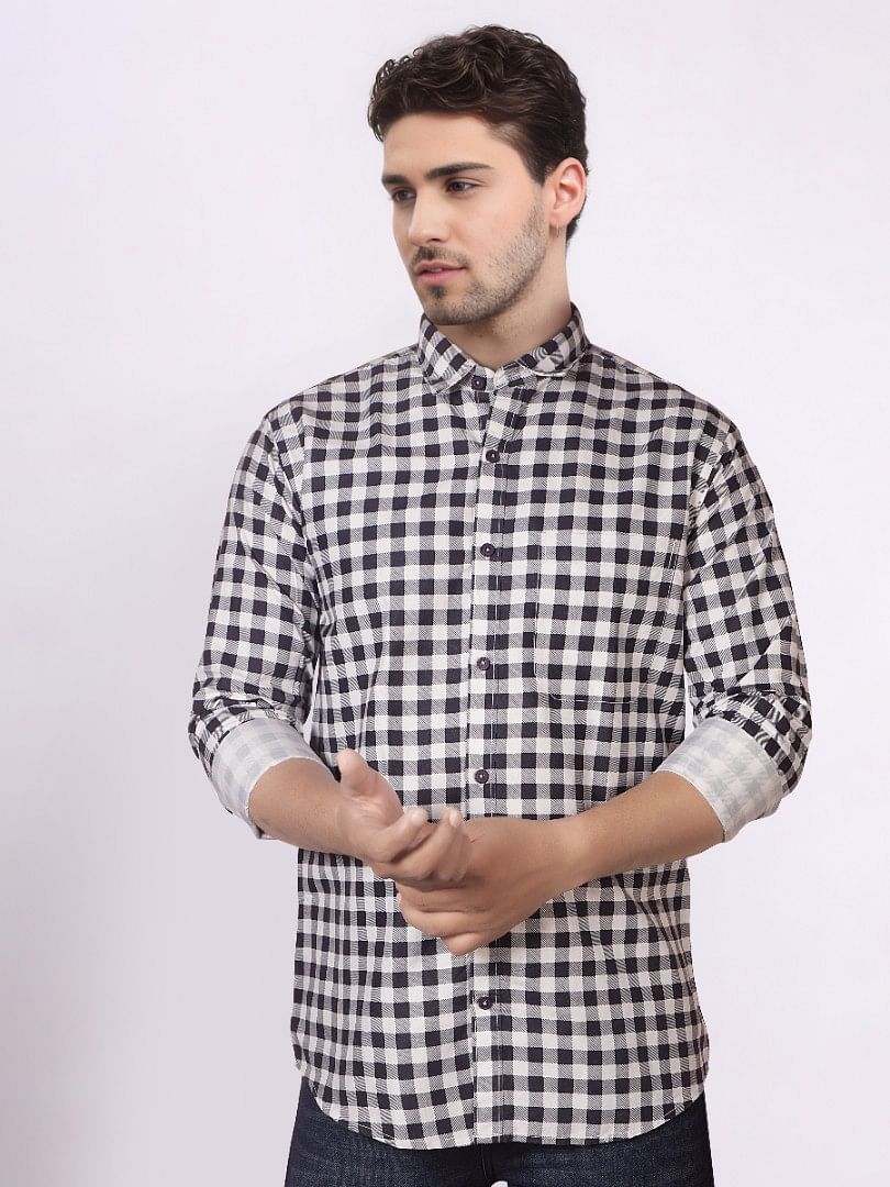 Authenzaa Men Casual Shirt SFCS017 Black Checks 