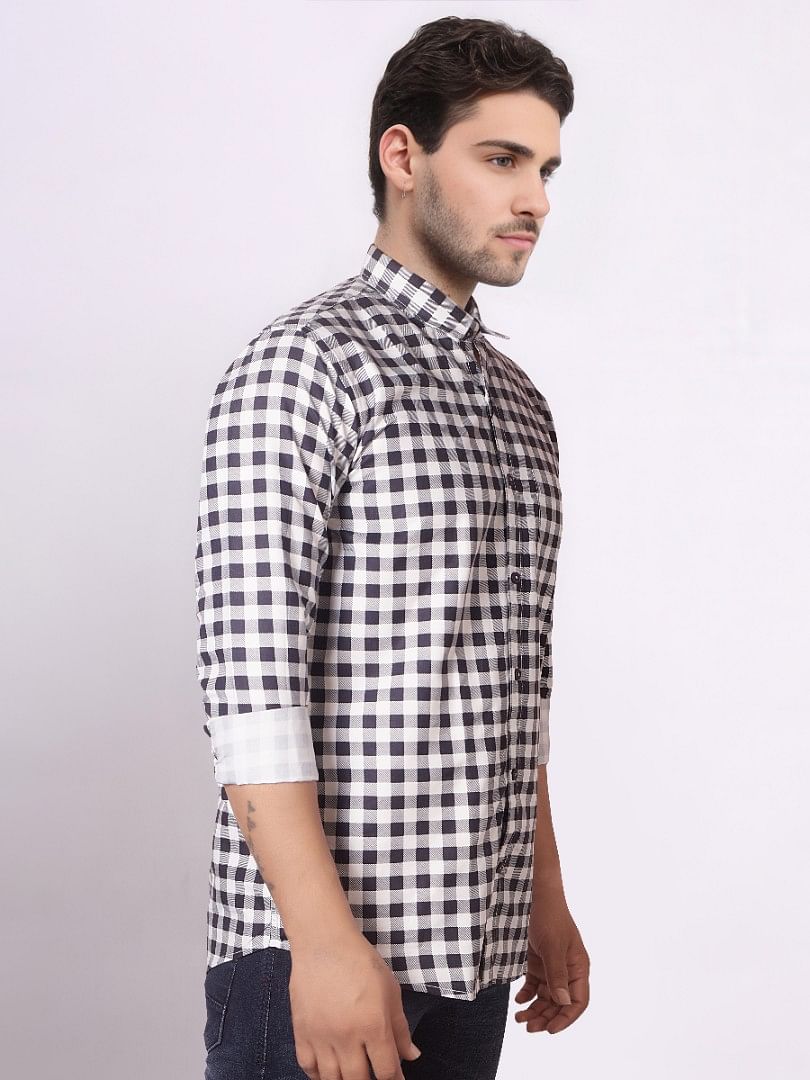 Authenzaa Men Casual Shirt SFCS017 Black Checks 