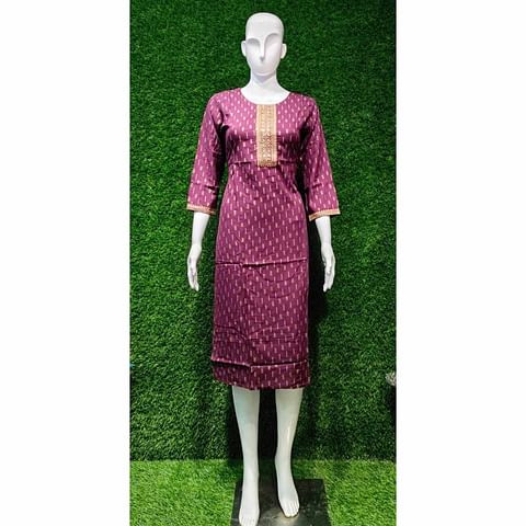 Authenzaa Women Kurti ATKT033 Wine