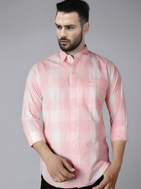 Authenzaa Men Casual Shirt SFCS082 Peach Chex 