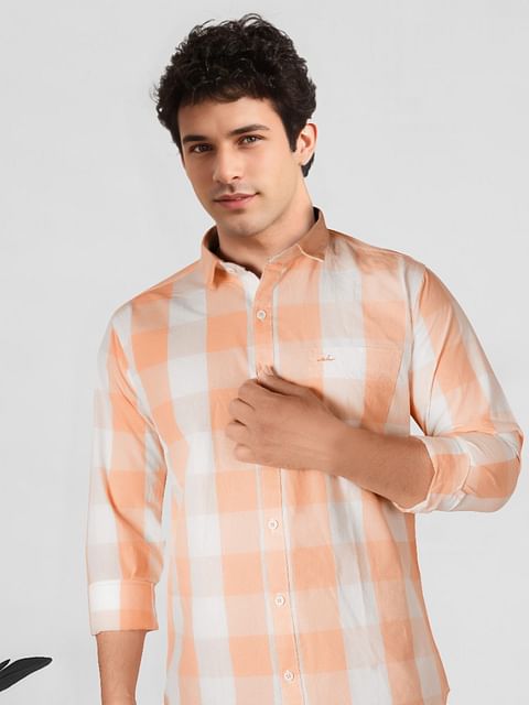 Authenzaa Men Casual Shirt SFCS084 Light Orange Chex 
