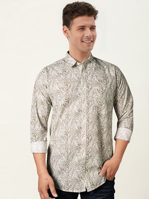 Authenzaa Men Casual Shirt SFCS128 Printed Brown 