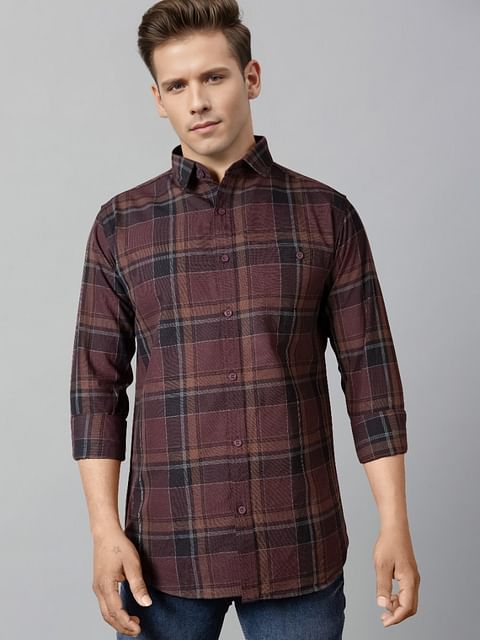 Authenzaa Men Casual Shirt SFCS147 Brown Chex 