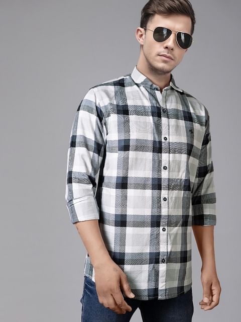 Authenzaa Men Casual Shirt SFCS156 Grey Chex 