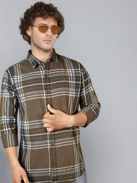 Authenzaa Men Casual Shirt SFCS171 Dark Khakhi Chex 