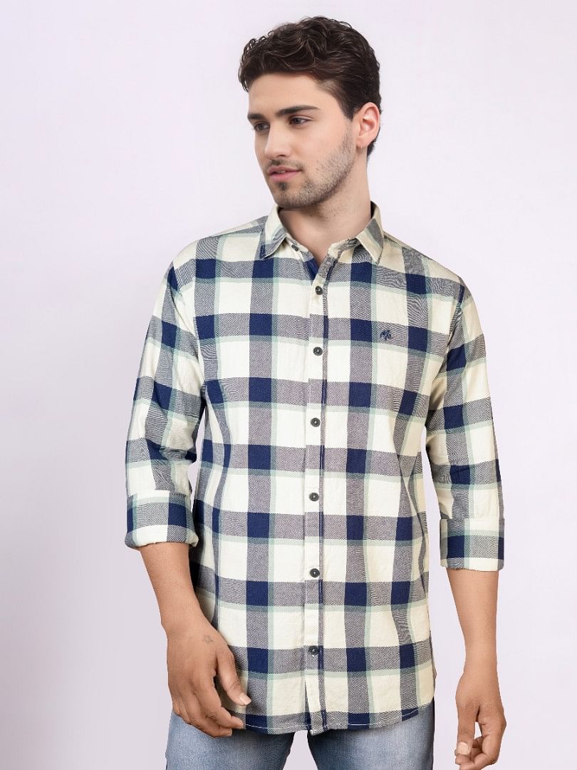 Authenzaa Men Casual Shirt SFCS168 Navy Chex 