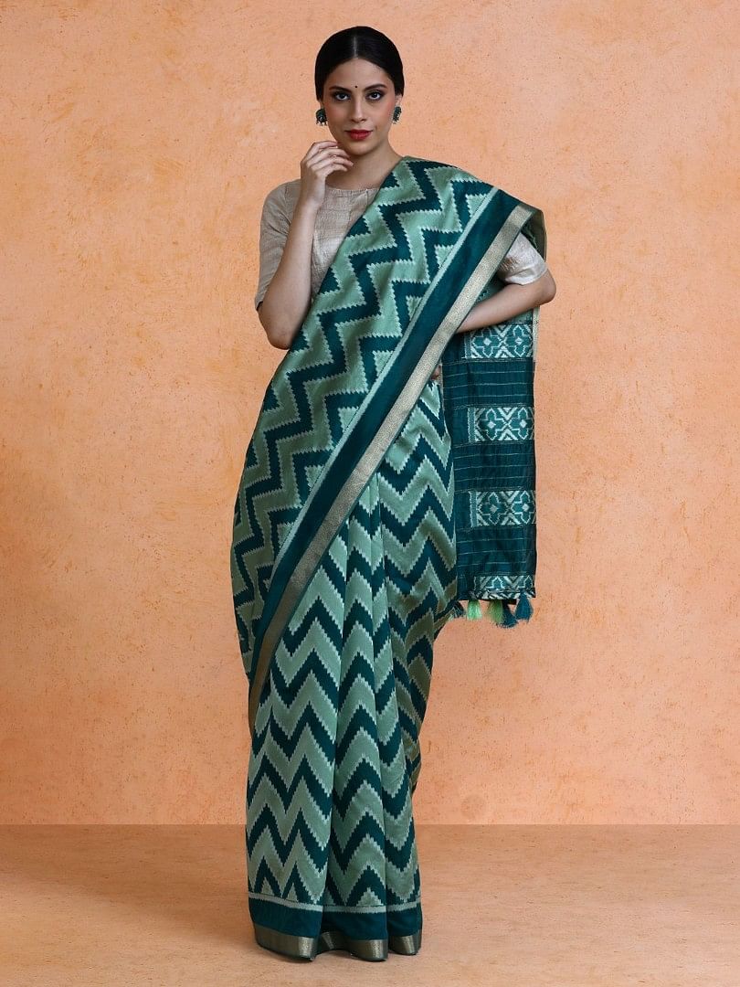 Authenzaa Women Saree YIWS047 Green 