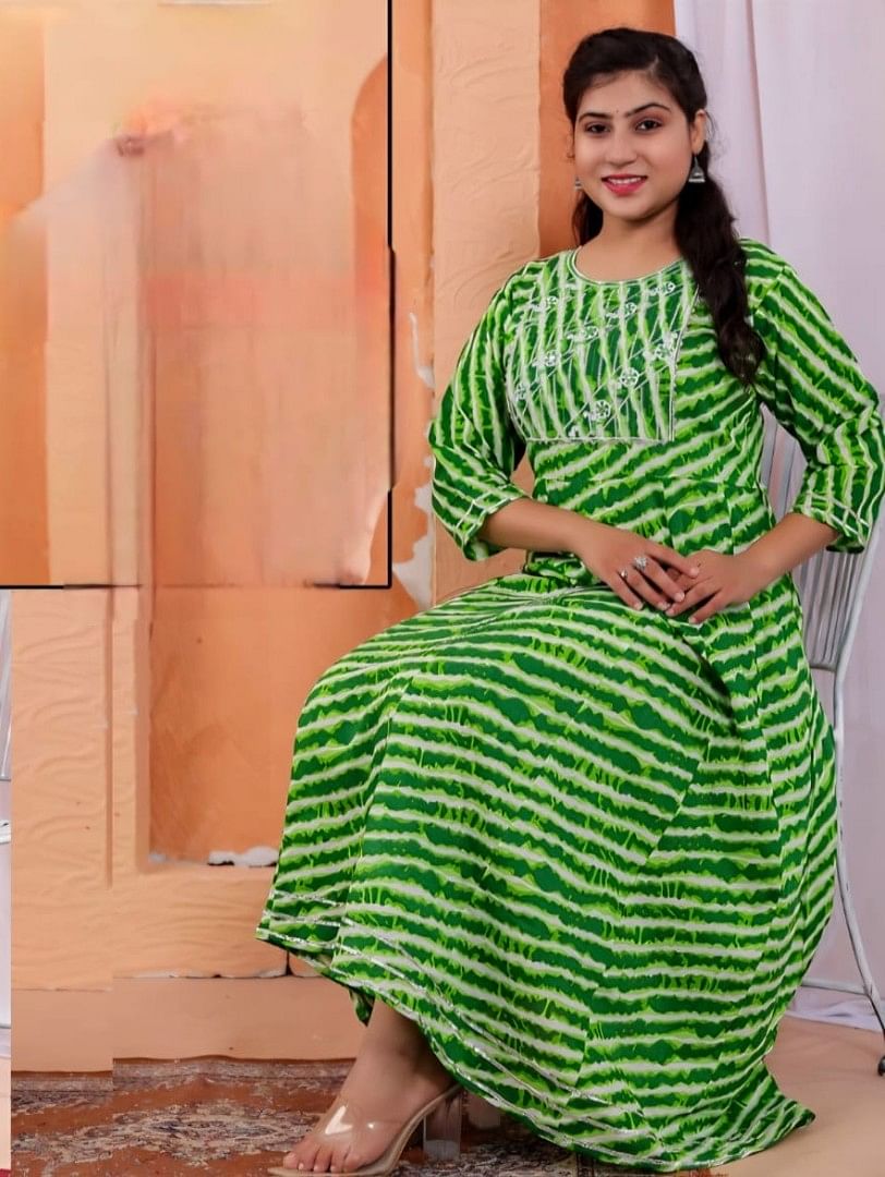 Authenzaa Women Leheriya Kurti SFBKT086 Green